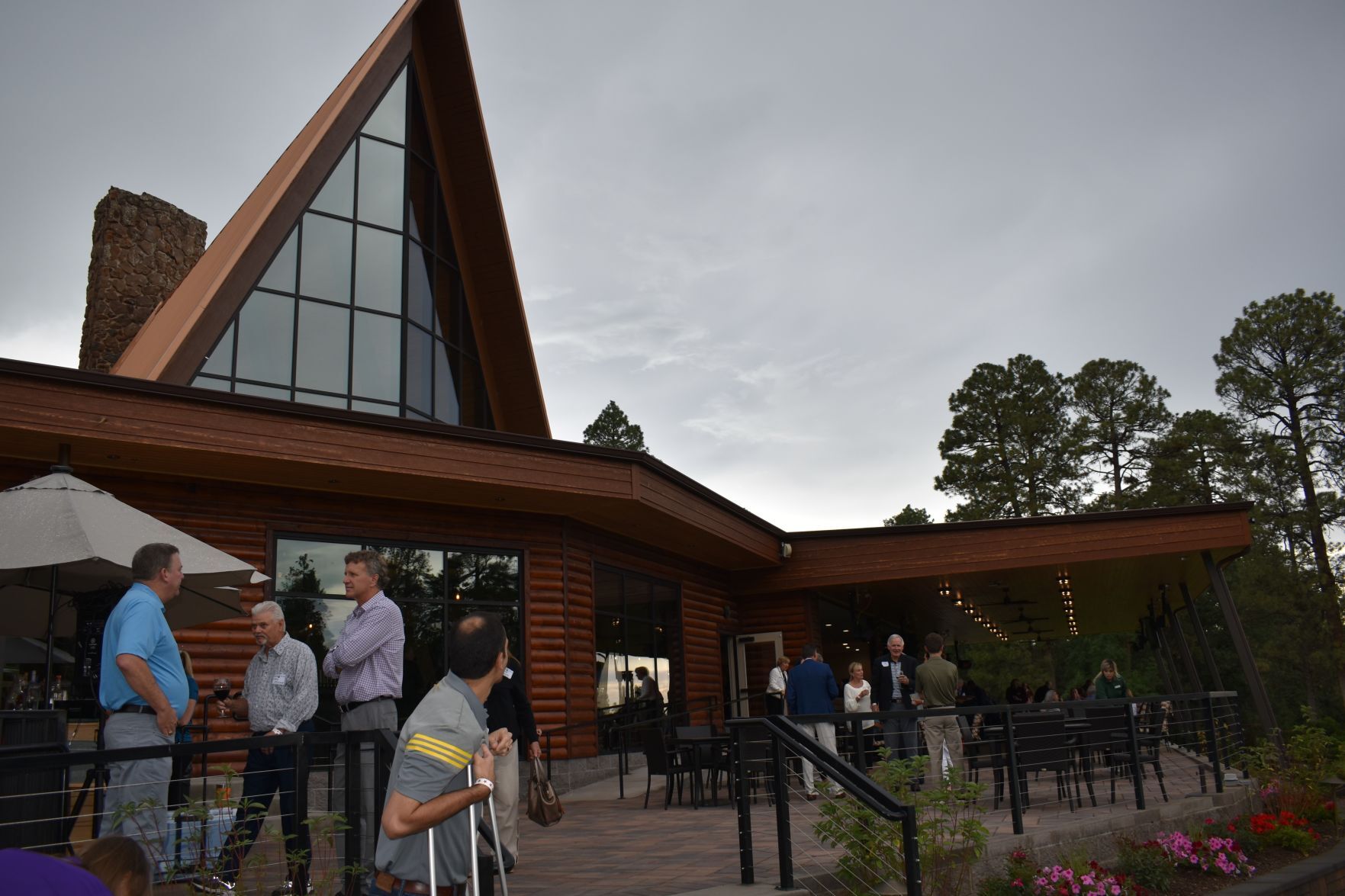 Pinetop Country Club celebrates Phase I renovation